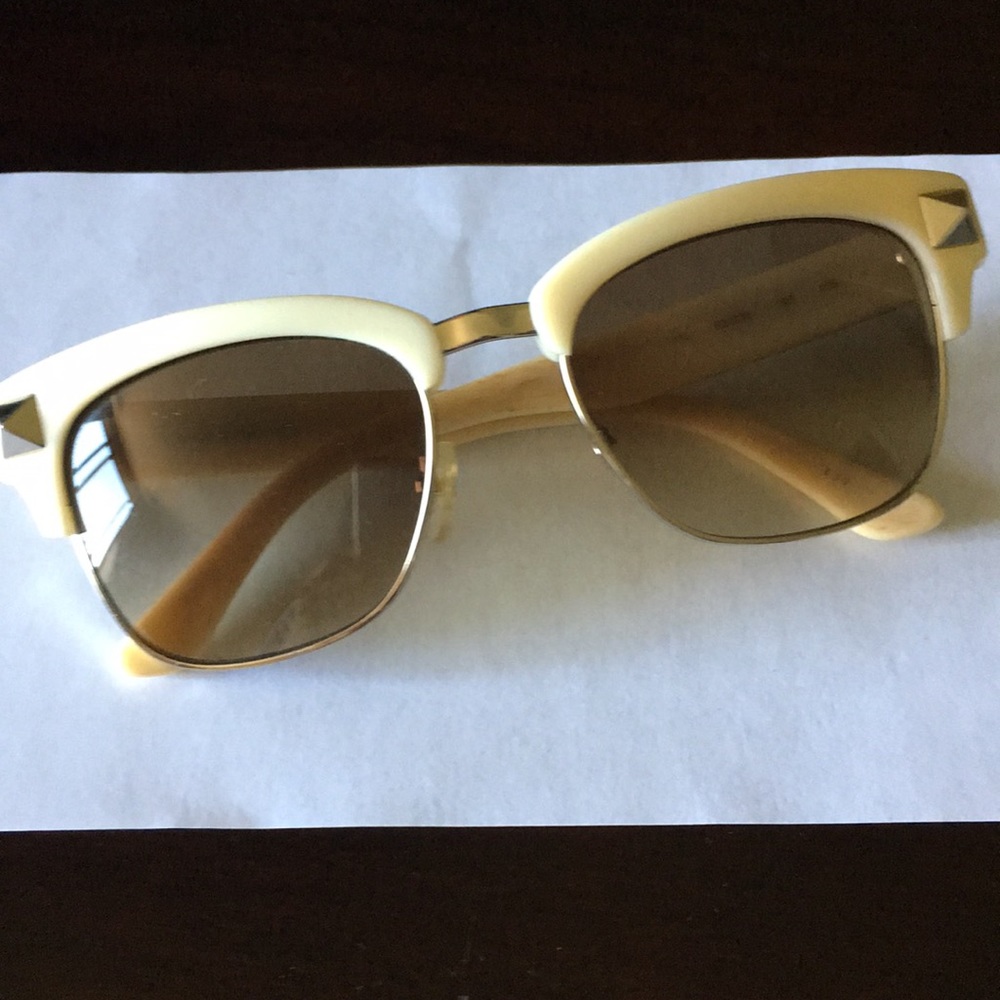 Valentino Sunglasses off white